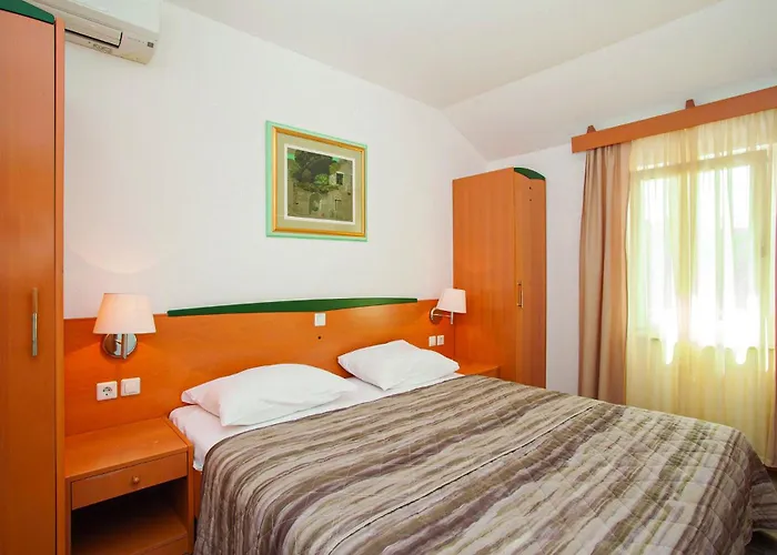 Appartement Awesome In With Wifi