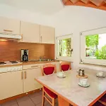 1 Bedroom Gorgeous In * 바슈카
